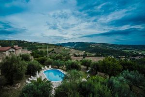 Casale con piscina e giardino Assisi Perugia
